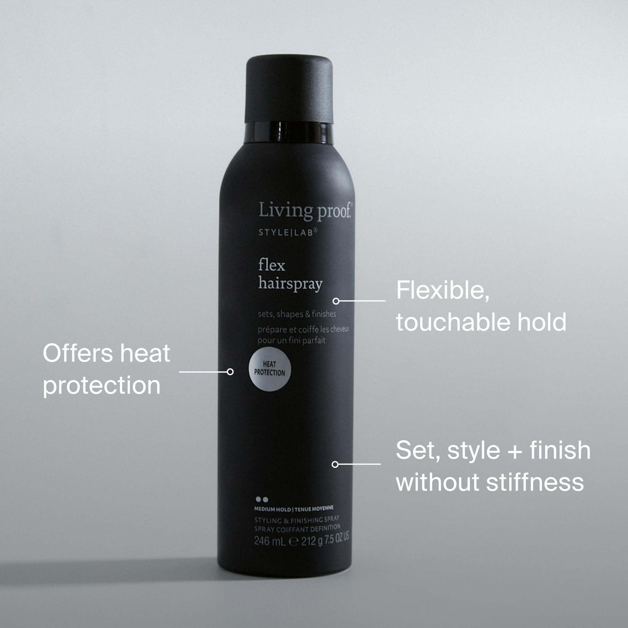 Living Proof Style Lab Flex: application sur cheveux secs pour finition flexible.