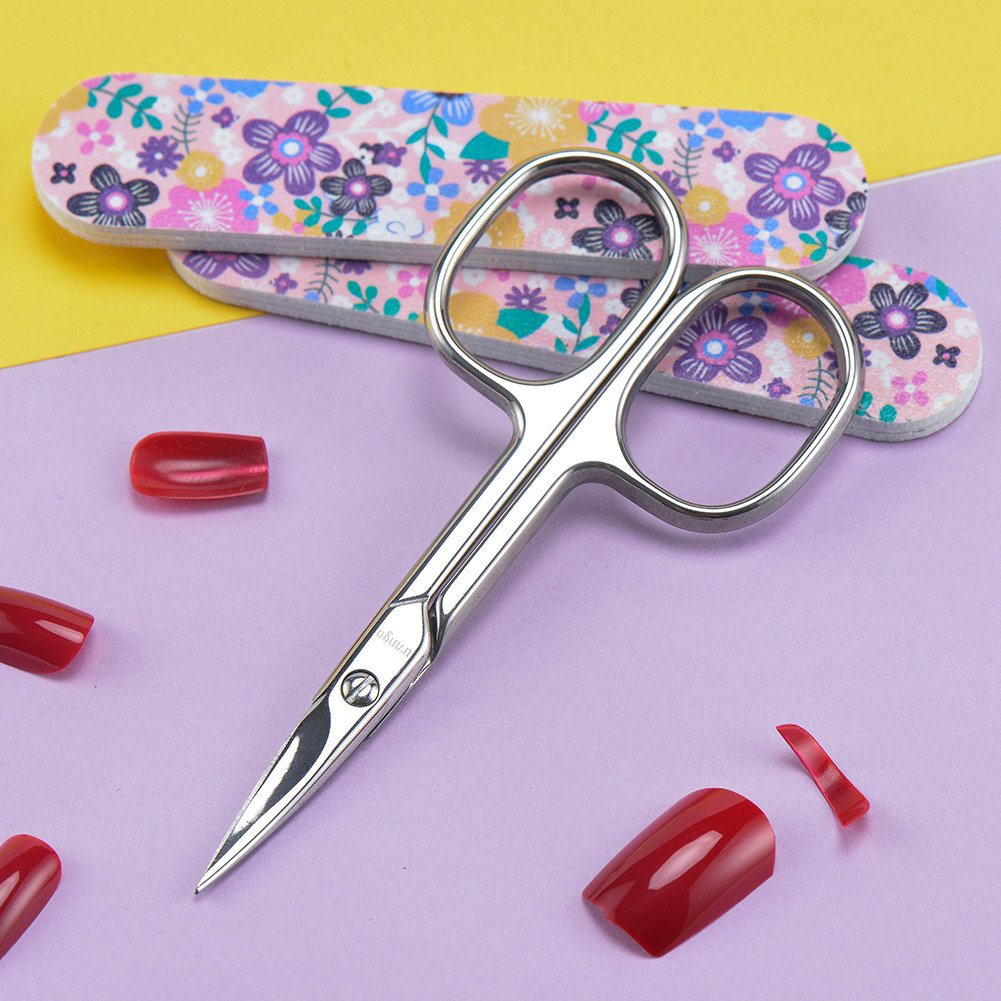 Kit beauté LIVINGO compact prêt à l’emploi et portable.