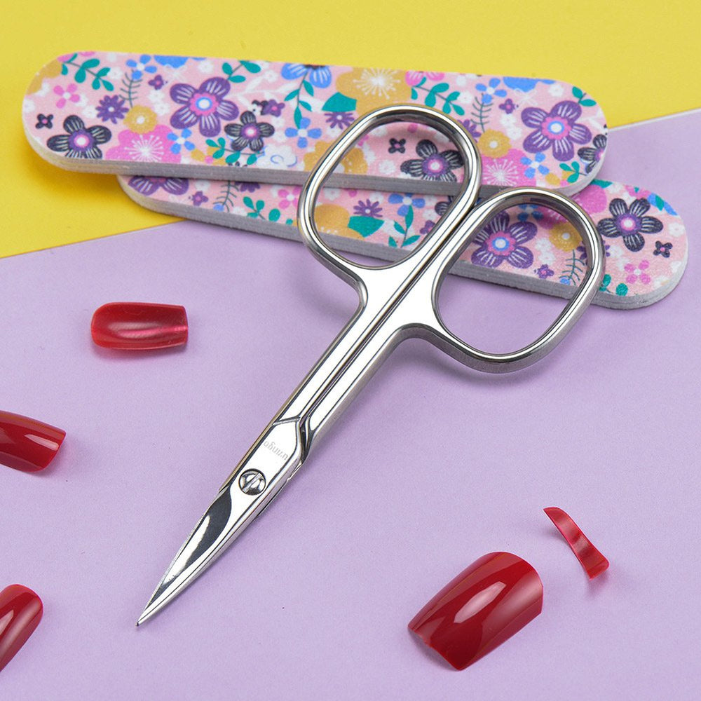 Kit beauté LIVINGO compact prêt à l’emploi et portable.