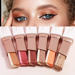LOKFAR fard en stick marron café pour un regard naturel et profond.