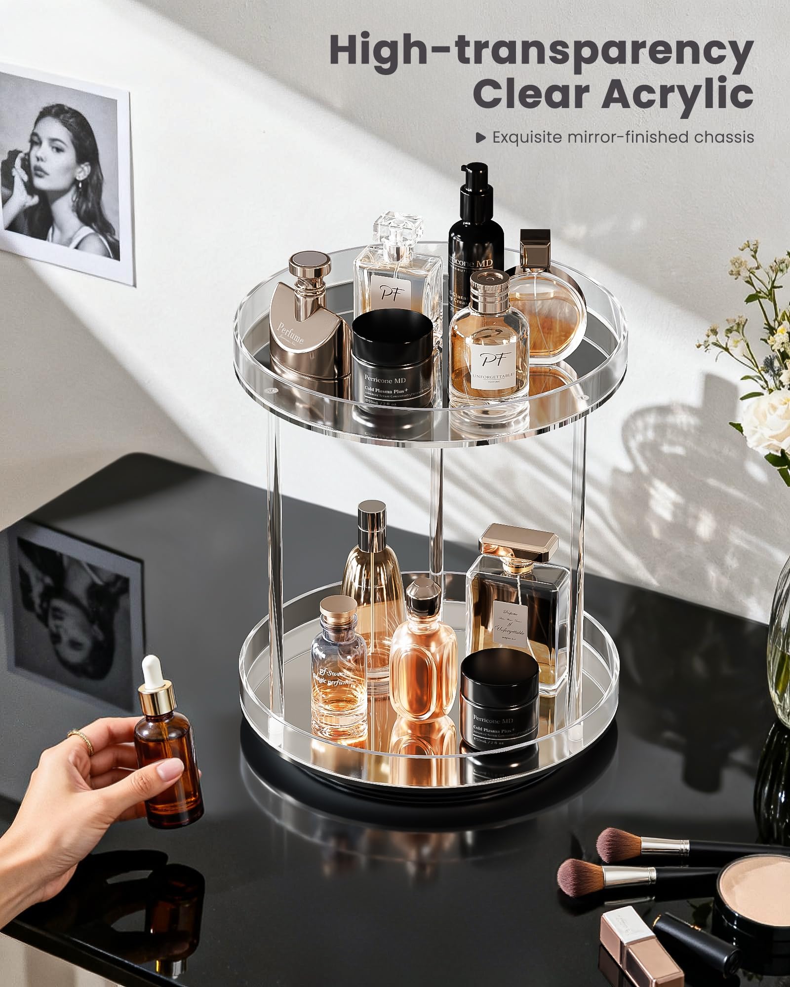 Lolalet plateau miroir acrylique reflète la lumière pour une touche luxueuse.