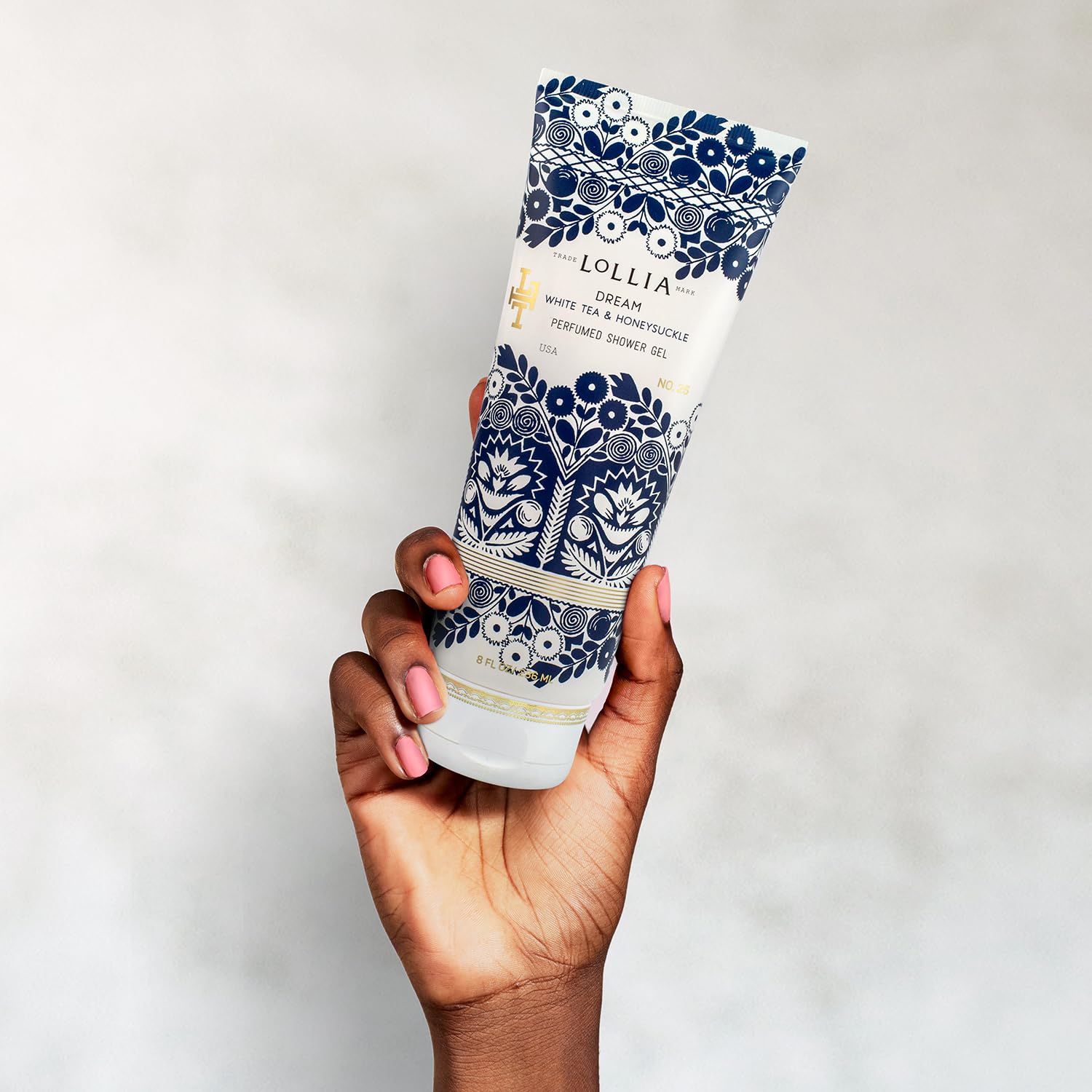 LOLLIA Dream Shower Gel—rituel douche zen pour détendre après le travail.
