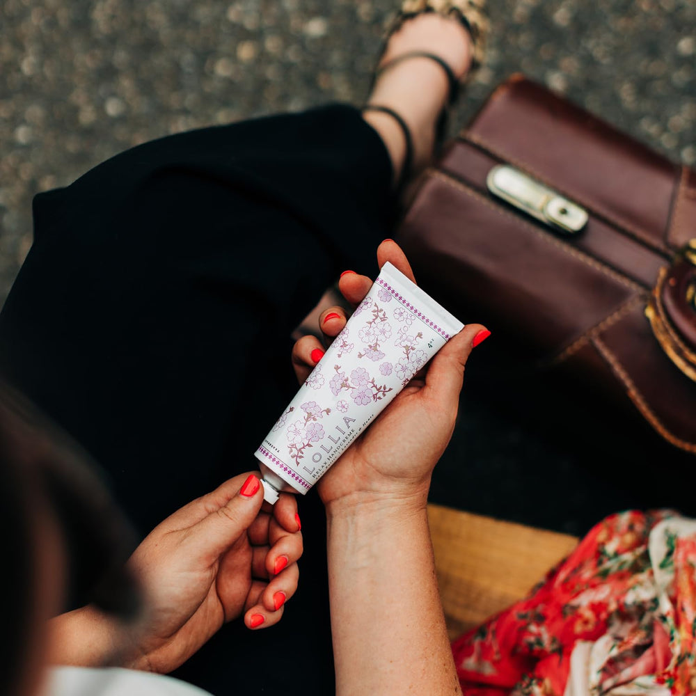LOLLIA Relax Crème Mains – Utilisation quotidienne pour peau veloutée.