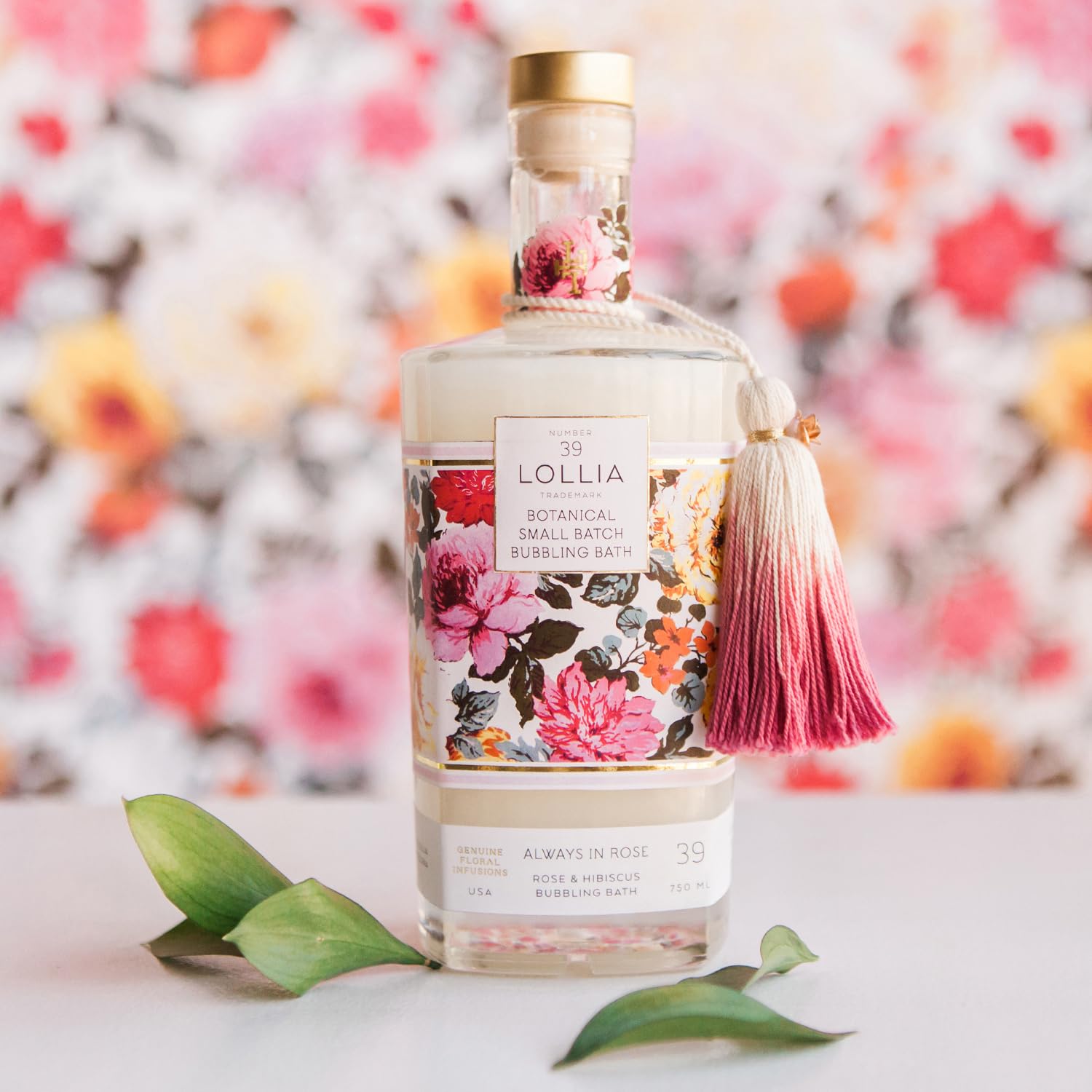Lollia Toujours en Rose, bulles de bain parfumées pour un moment relaxant.
