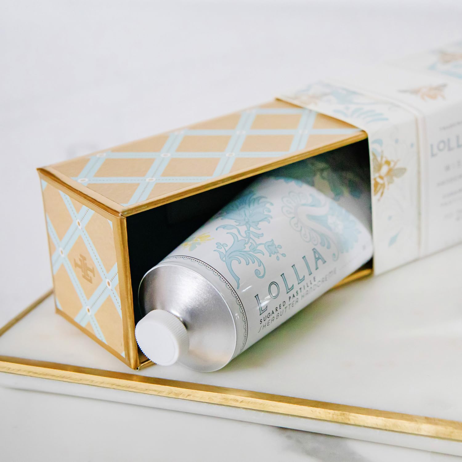LOLLIA Wish Rituel beauté quotidien: routine élégante et parfumée pour les mains