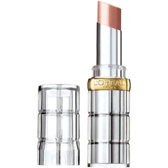 L’Oréal Paris Colour Riche Shine – bouche beige clair brillant et hydratée.