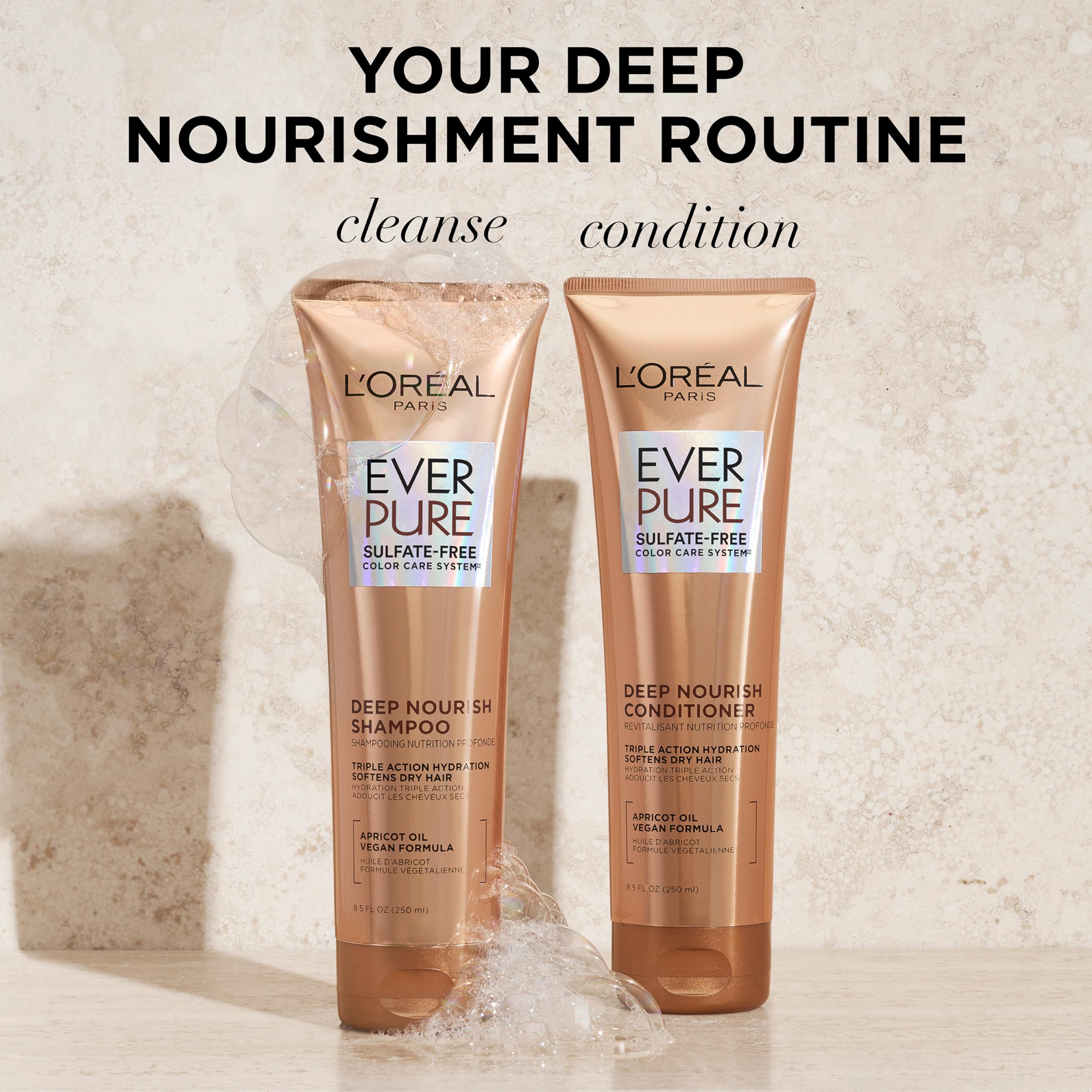 L’Oréal Paris EverPure huile abricot enveloppant les longueurs pour hydratation.