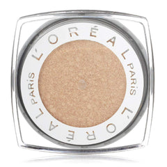 L’Oréal Paris Infallible 24H Shadow Eternal Sunshine sur l’œil; couleur intense et longue tenue.