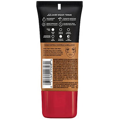 Texture crème légère du fond de teint Infallible Pro-Matte pour un teint homogène.