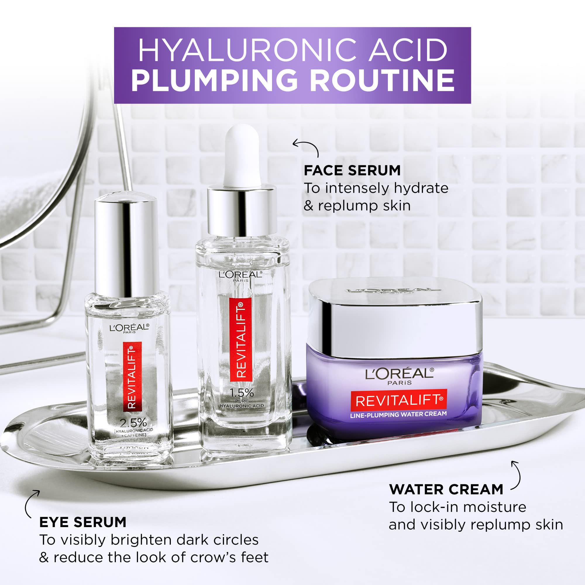L’Oréal Paris Revitalift Derm Intensives – massage délicat du contour des yeux avec un applicateur.