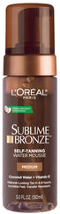 L’Oréal Paris Sublime Bronze – bouteille: mousse légère prête à l’emploi pour un teint naturel.