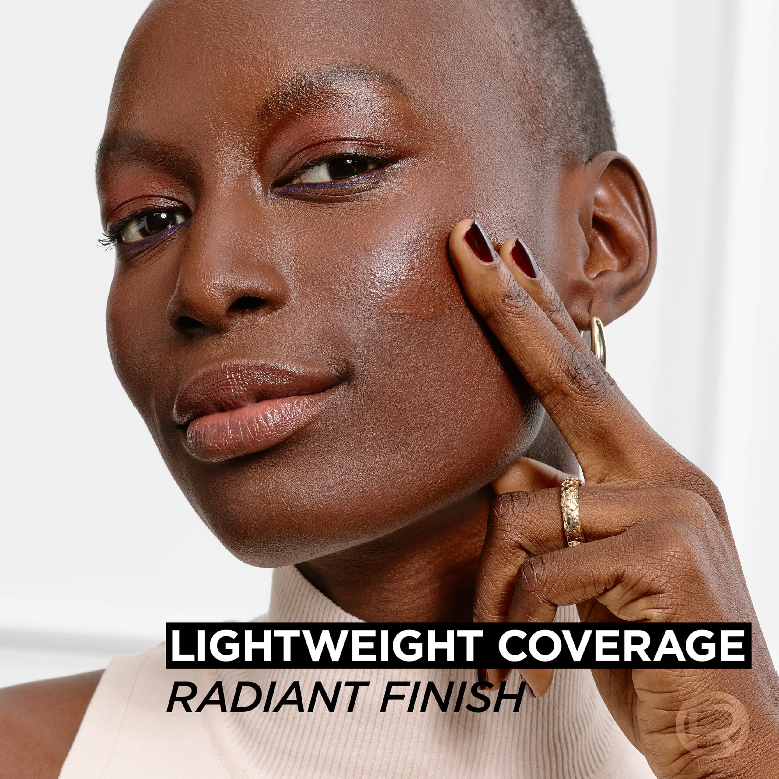 Etui élégant et packaging pratique du True Match Nude Serum