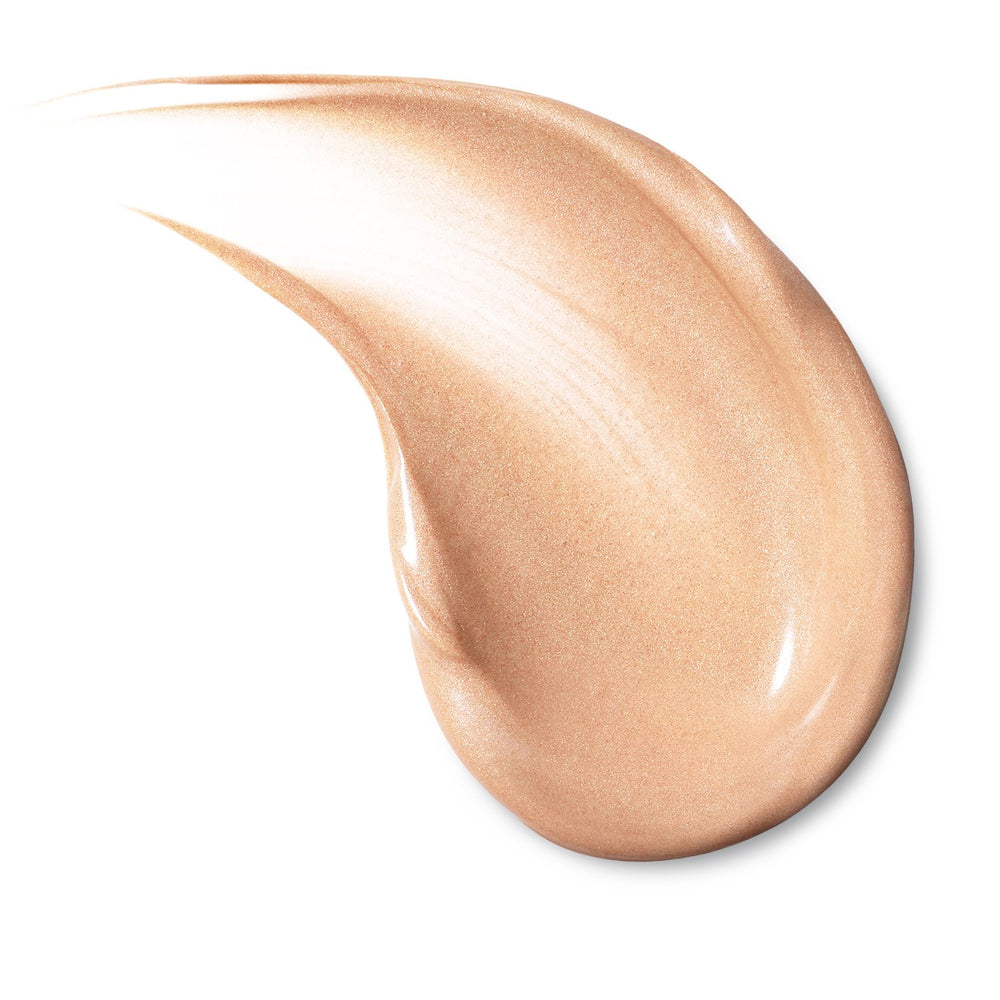 L’Oréal Paris Visible Lift Luminous Serum Tint offre hydratation et teint uniforme.