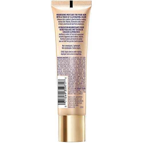 Visible Lift Luminous Serum Tint dévoile une teinte dorée et lumineuse, idéale pour un teint frais.