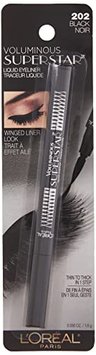 L’Oréal Paris Voluminous Superstar trait ultra noir, ligne nette sans bavure.