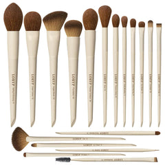 Pinceaux LORYP ensemble 18 pièces sur vanity, applicateur fluide pour un teint homogène.