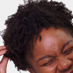 Love Ur Curls ingrédients karité et moringa nourrissent les boucles.