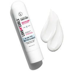 Love Ur Curls: crème démêlante hydratante facilitant le soin des cheveux bouclés.