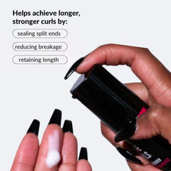 Texture nourrissante du Split End Mender sur cheveux, soin en profondeur.