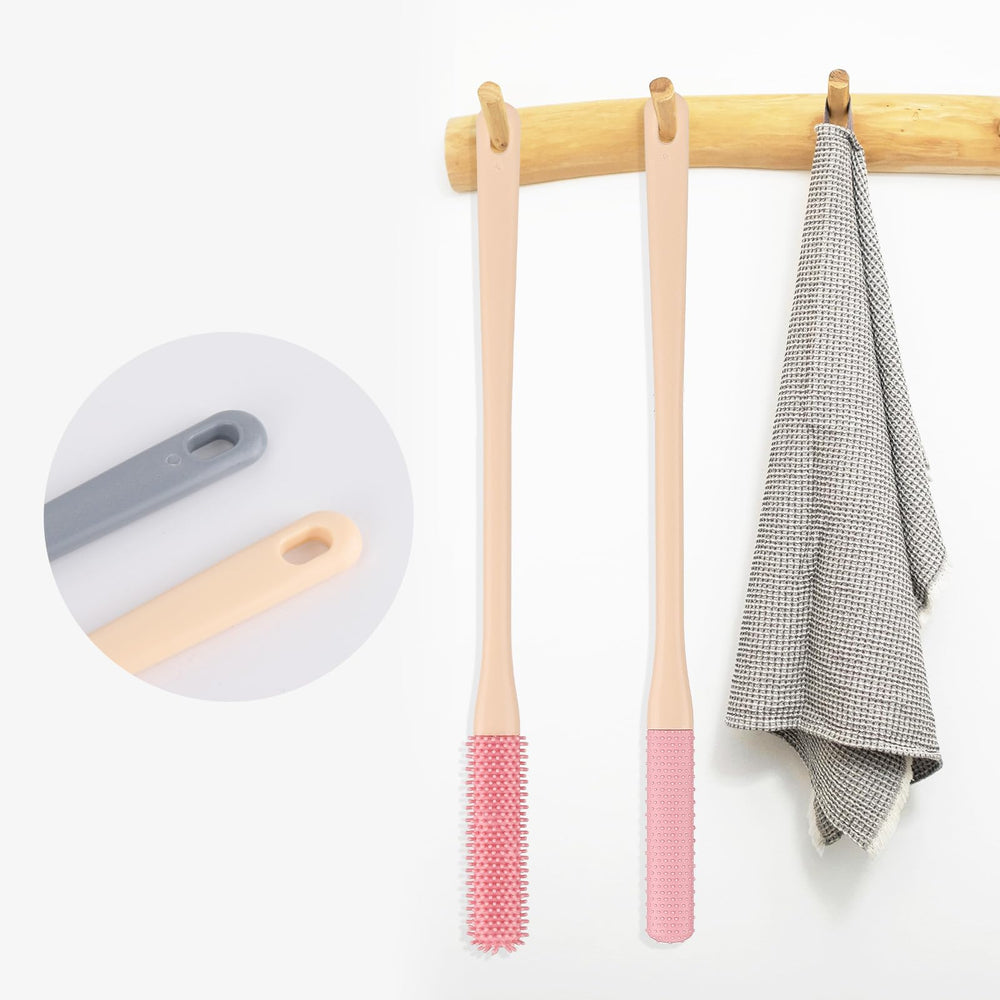 LoveBB brosse-pieds silicone gris, détail des poils souples pour les orteils