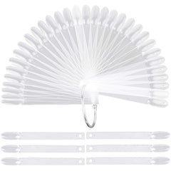 LoveBB échantillons d’ongles ovales sur anneau métallique pour comparer les couleurs.
