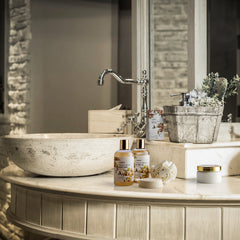 Bain moussant miel et amande, moment relaxant à la maison