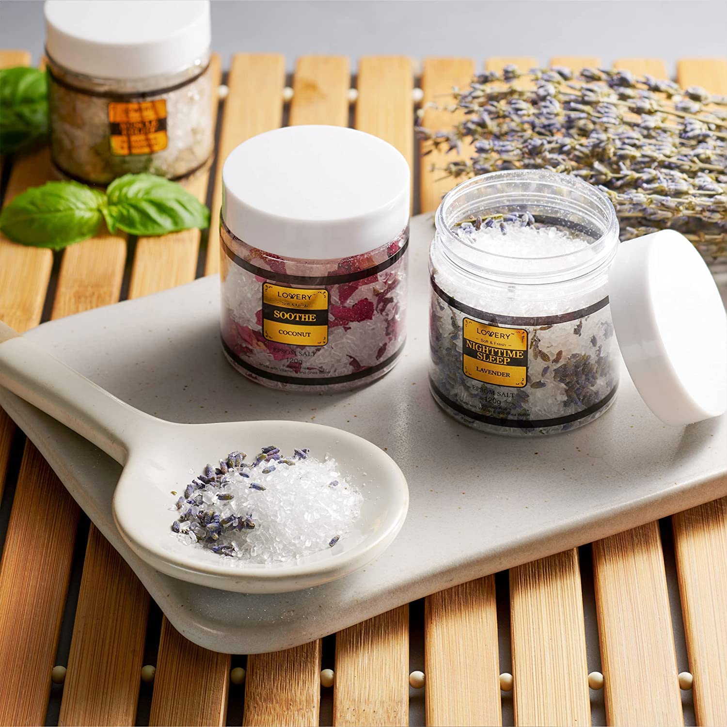 LOVERY Sels Epsom Miel-Amande dans le pot, douceur sensorielle et soin quotidien.
