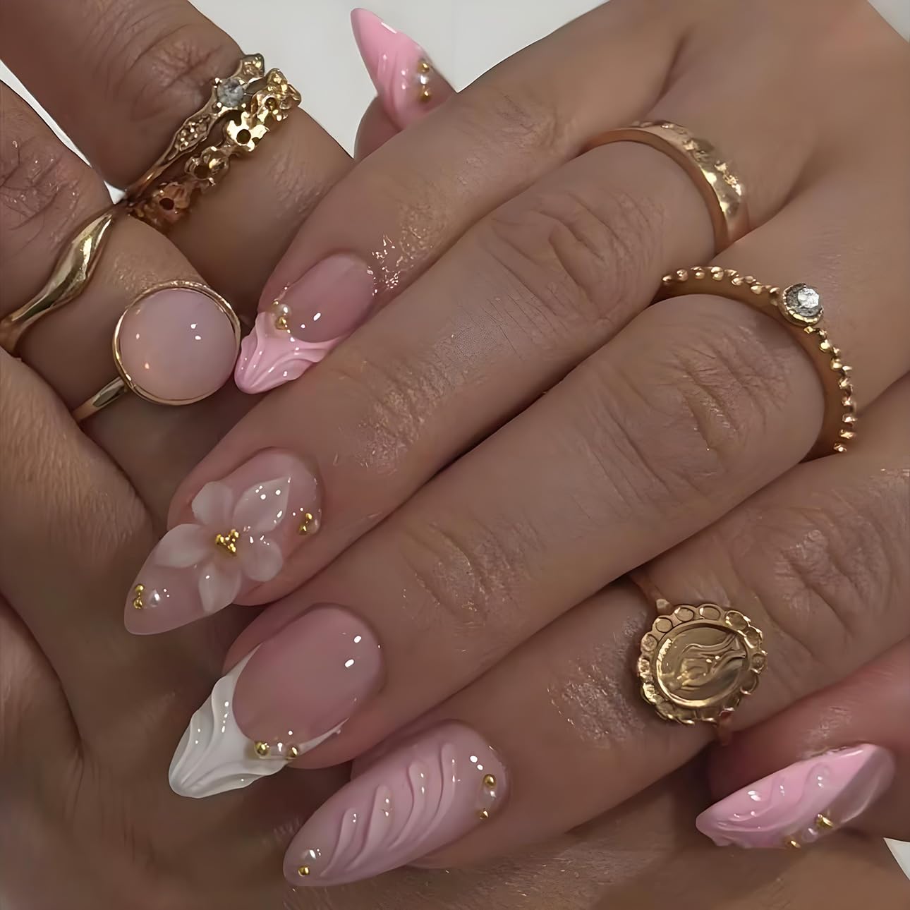 LPOODDNU 24 ongles en forme amande, fini brillant, prêt à porter.