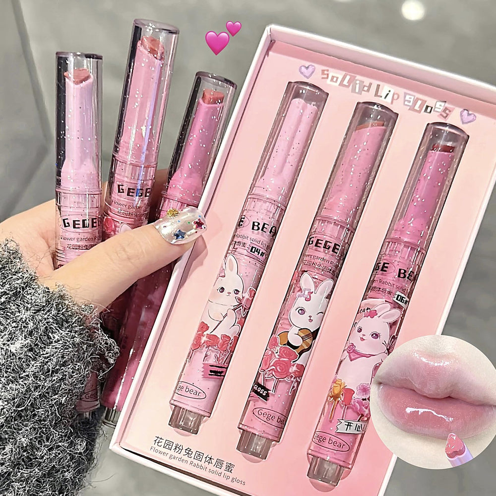 Palette de teintes roses et fruitées LuckNest pour un look frais.
