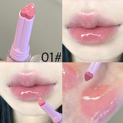 Vernis à lèvres LuckNest, fini brillant et hydratant pour un look frais.
