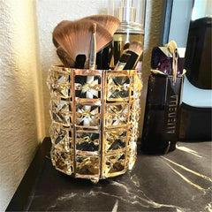 Décor vanité Lugunu en cristal doré, effet bling discret pour vanity.