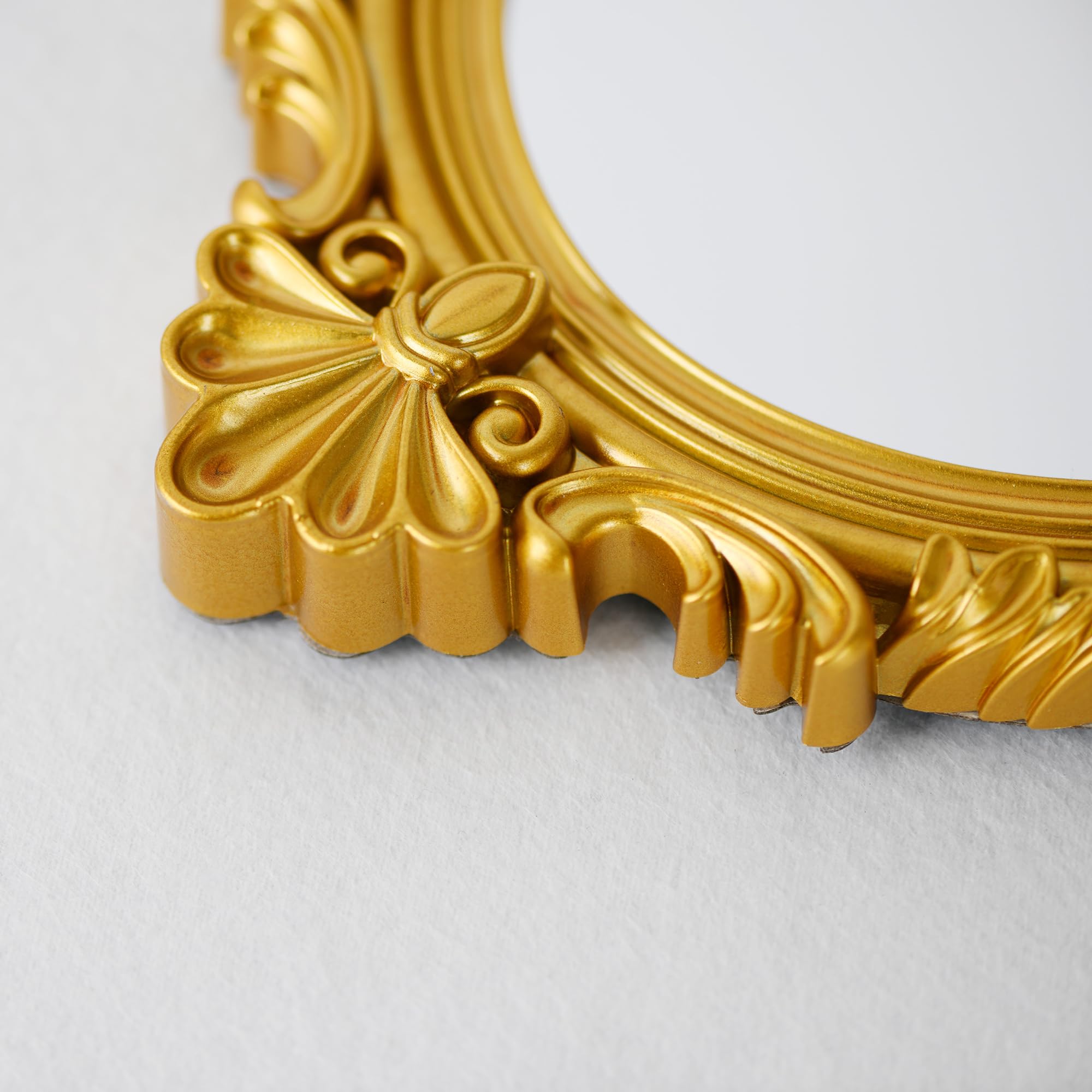 Miroir LuHeToz dimensions 19 × 28 cm, surface adaptée à la routine