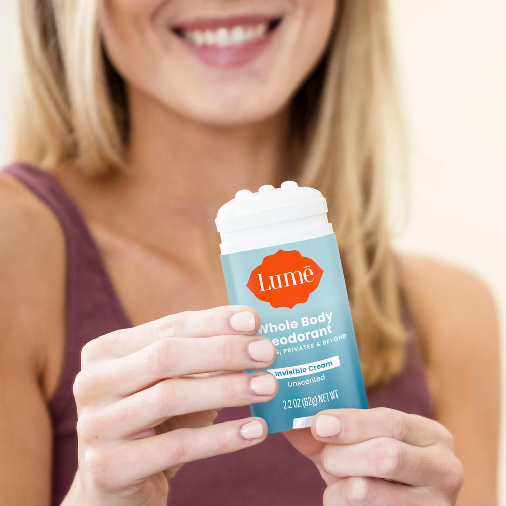Utilisation quotidienne pratique avec le déodorant Lume crème invisible