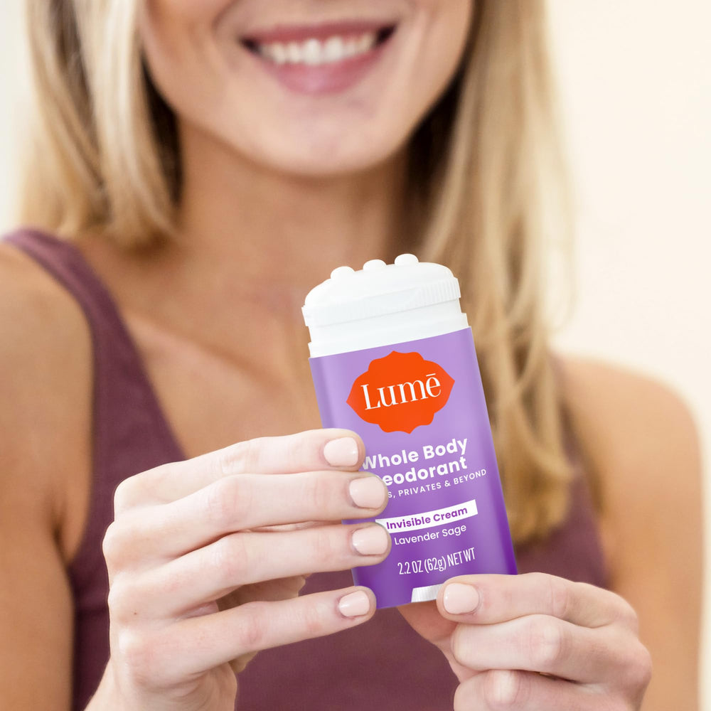 Utilisation quotidienne du déodorant crème-stick Lume sur le corps
