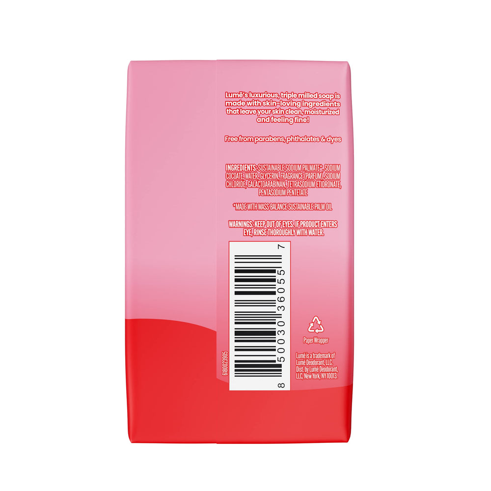 Texture moulée triple du savon Lume Peony Rose offrant mousse dense.