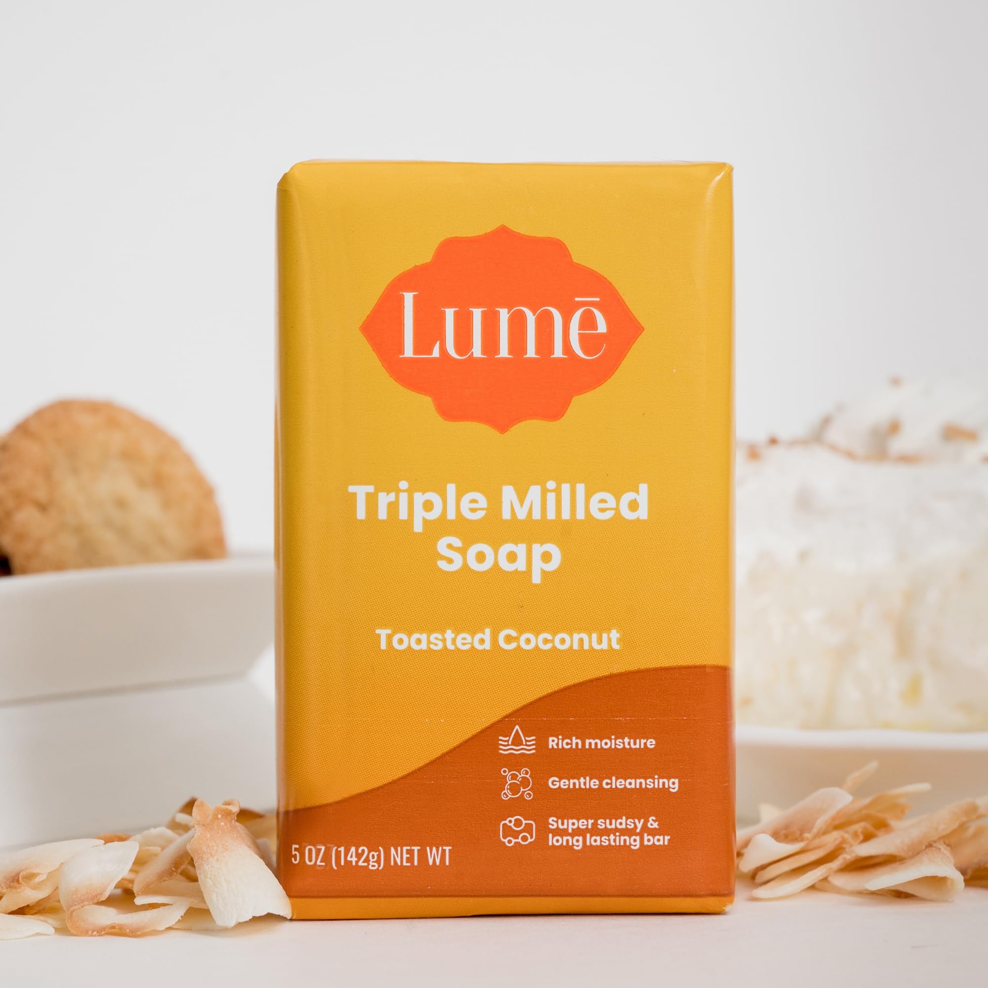 Idéal pour le rasage grâce à la mousse du savon Lume.