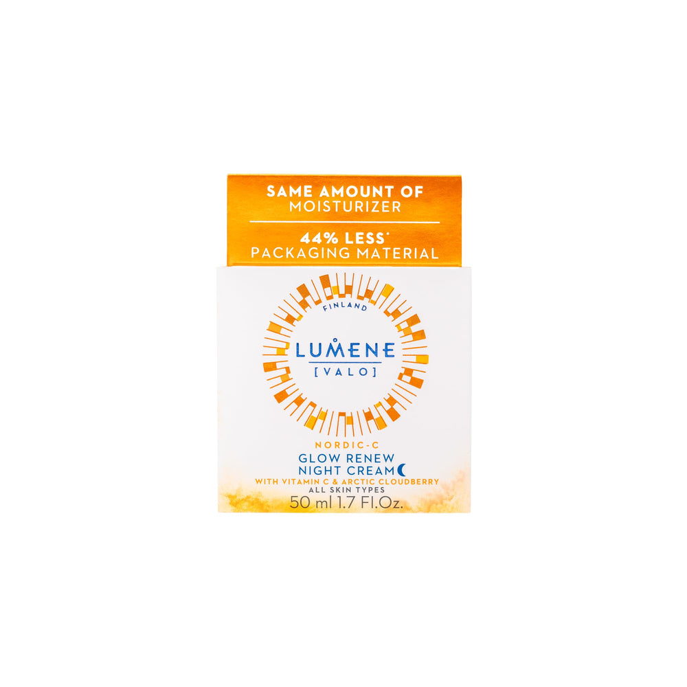 Texture crème veloutée Lumene Nordic-C Valo Glow Renew prête à hydrater.