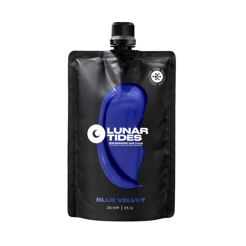 Lunar Tides Velours Bleu — flacon pratique pour une application précise et couleur riche.