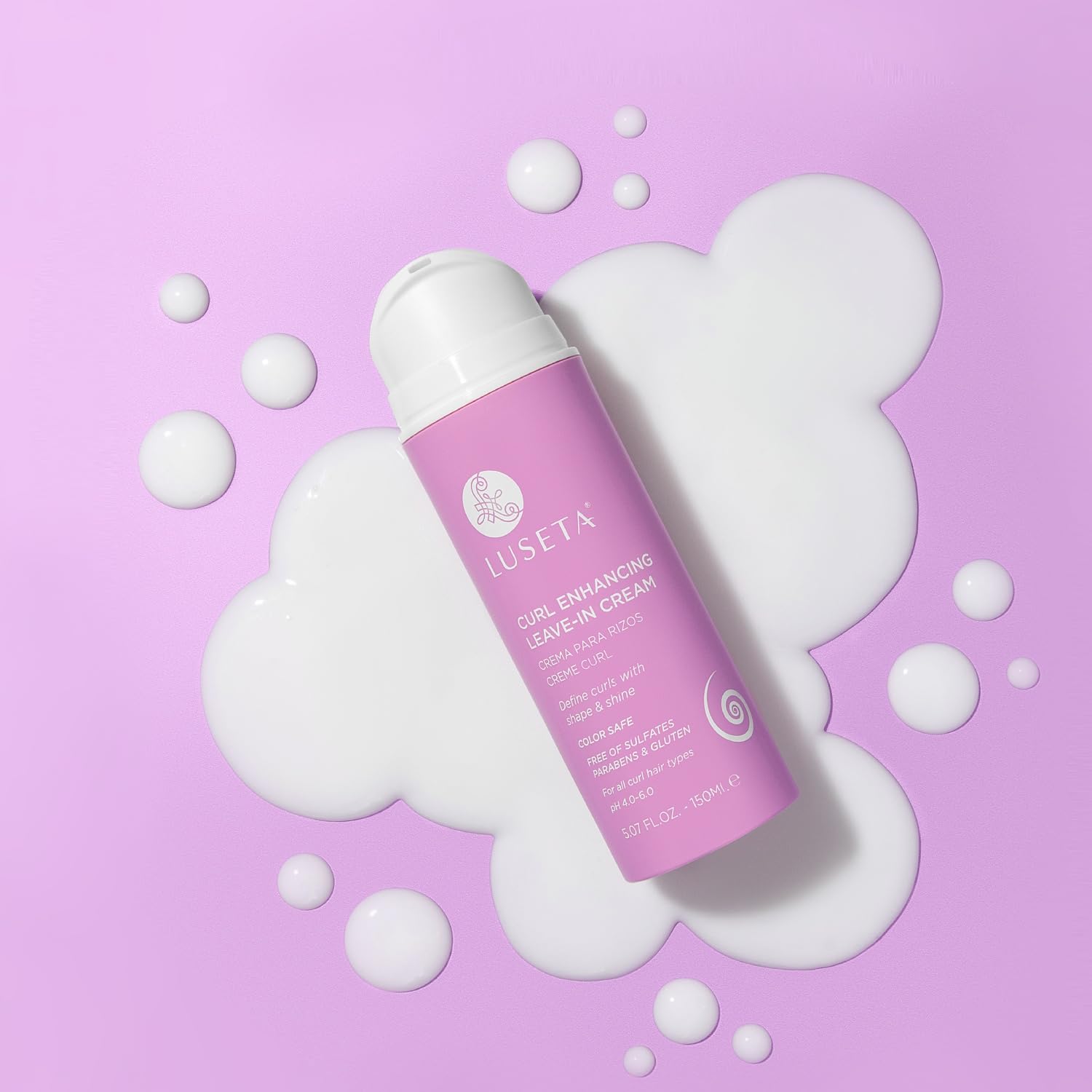 Démonstration d’application sur cheveux légèrement mouillés par Luseta.