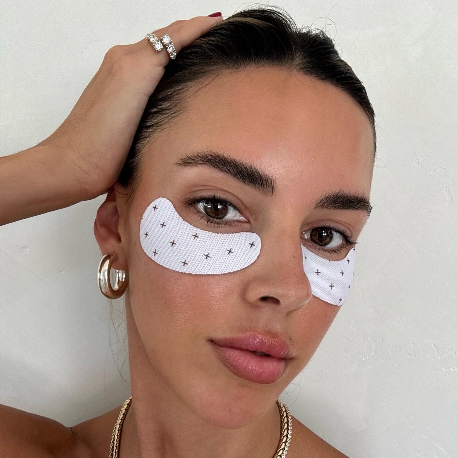 Acide hyaluronique Lux Unfiltered hydratant le contour des yeux