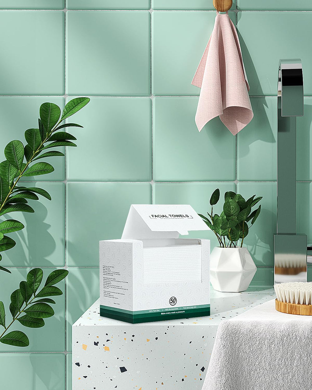 Lingettes visage LUXU—utilisation polyvalente: démaquillage et voyage.