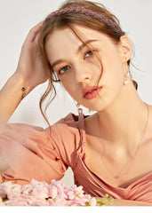 LYroo bandeau papillon, détail délicat pour un style romantique.