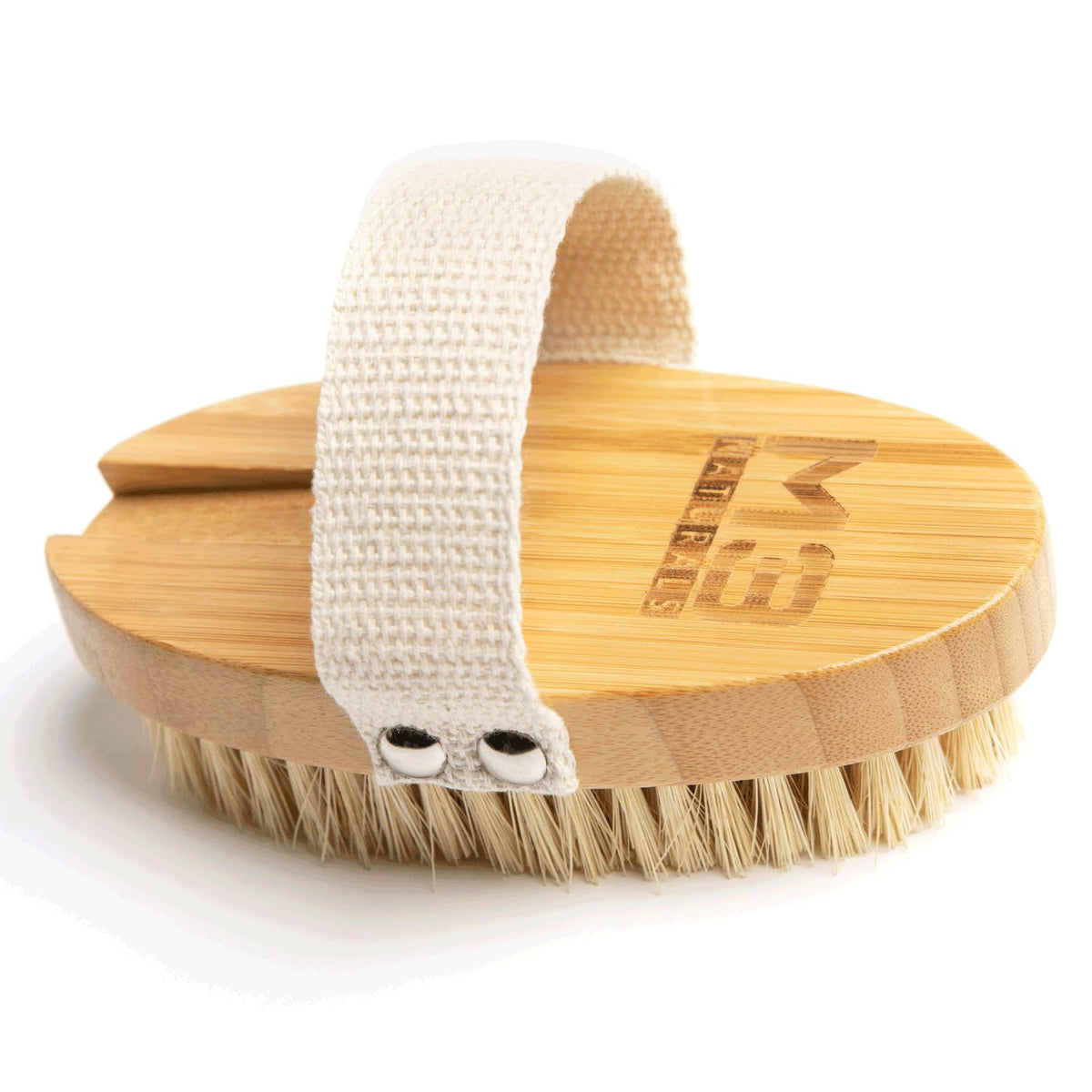 La brosse corps M3 Naturals pour exfolier et lisser la peau
