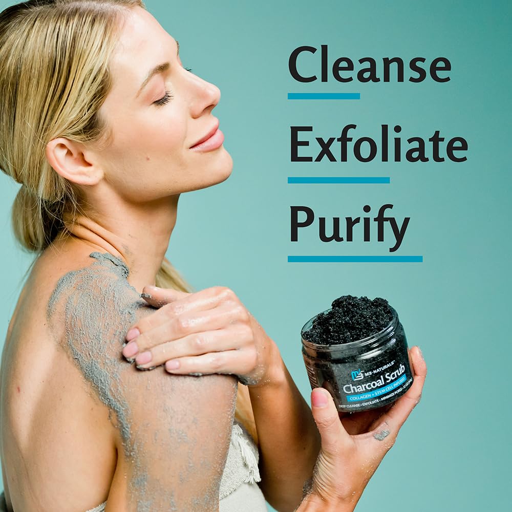 Grains charbon coco M3 Naturals: texture exfoliante visible.