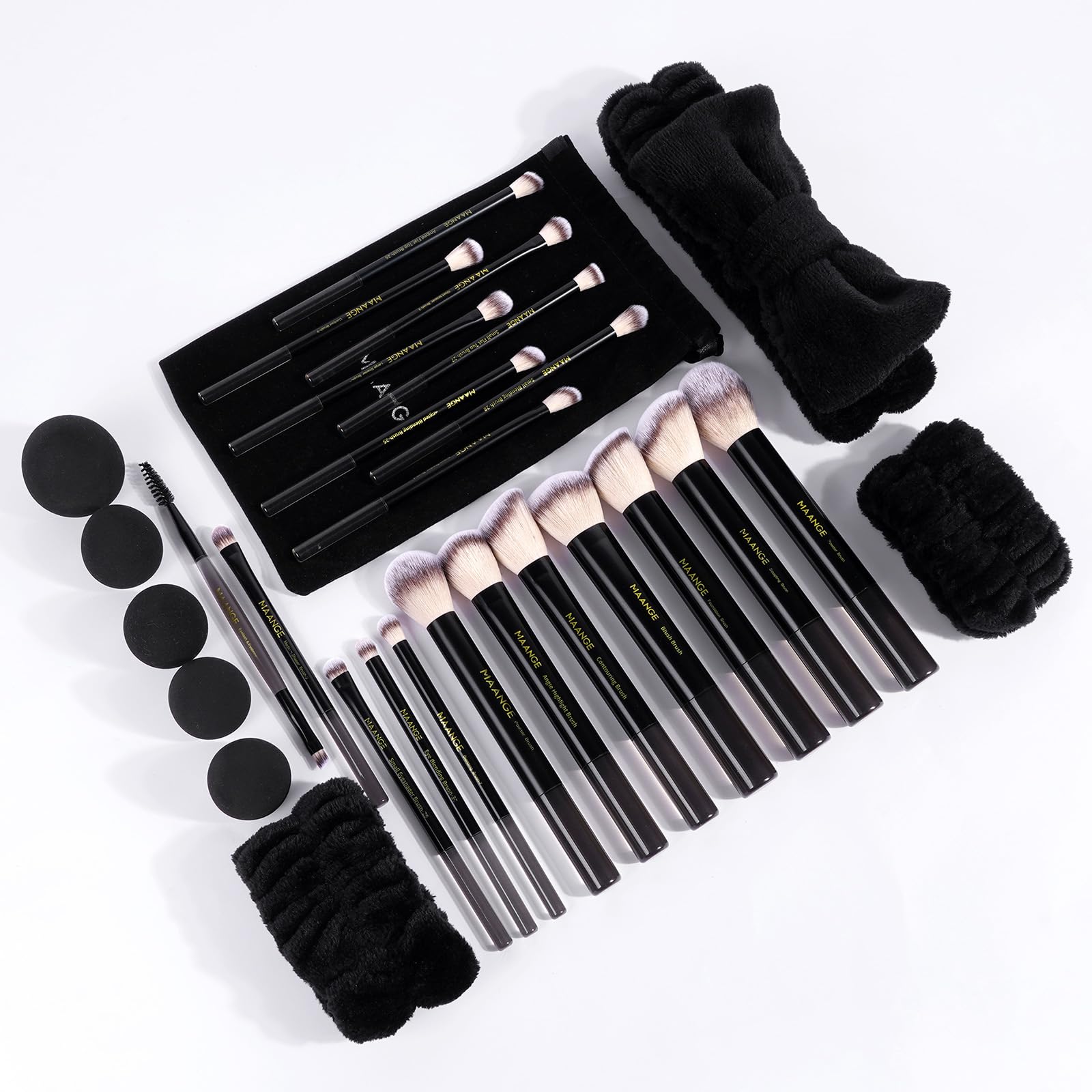 Bandes lavables MAANGE pour nettoyer les pinceaux en profondeur.