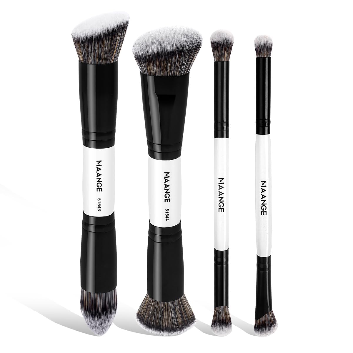 Pinceaux MAANGE double-face visages pour une finition naturelle et lisse.