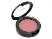 MAC Souffle de prune, rouge à joues translucide pour un teint frais et naturel.