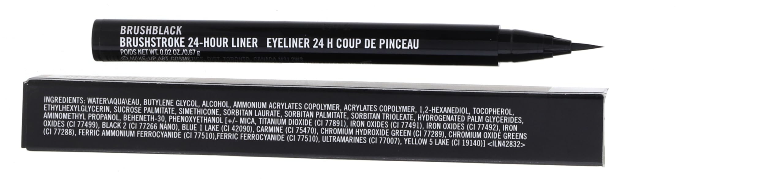 MAC Brushstroke Liner – pointe précision pour un trait net et maîtrisé.