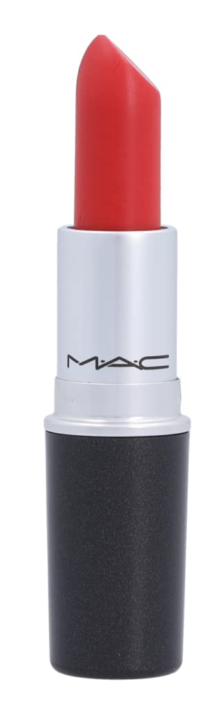 MAC Dangerous – échantillon rouge matte, démonstration rapide de la couleur.