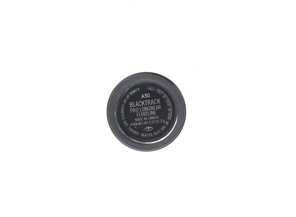 MAC Fluidline : application fluide avec pinceau inclus.